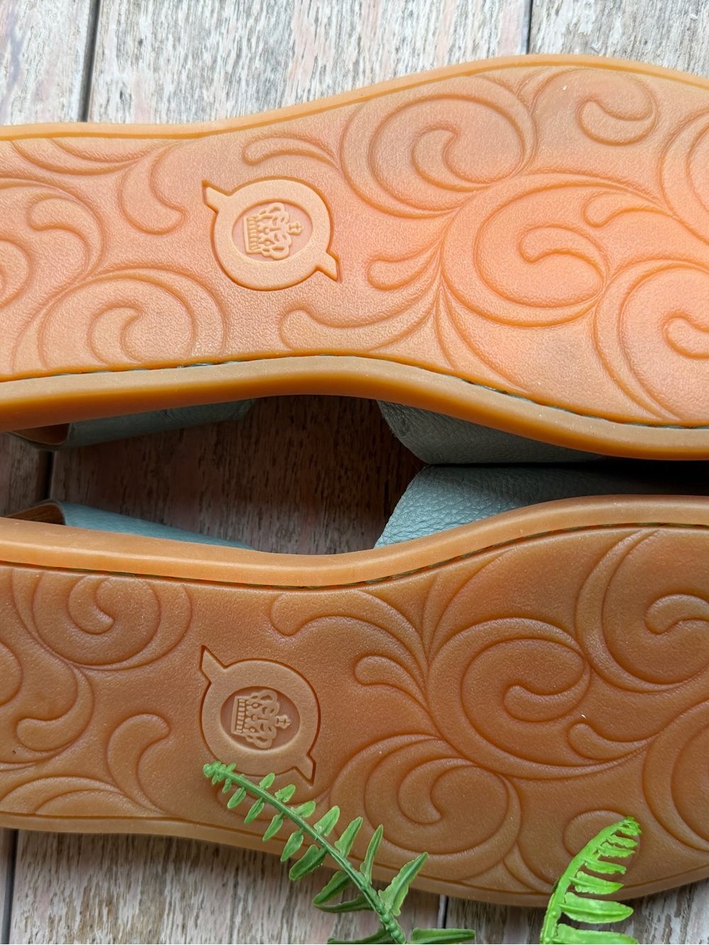 Born Sage Blue Leather Slingback Sandals NWOT - Picture 4 of 4